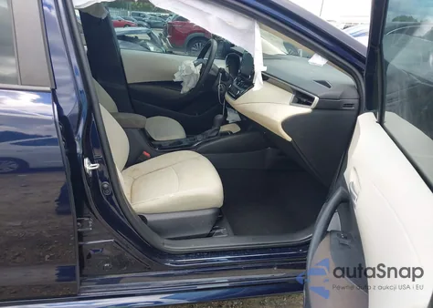 2021 Toyota Corolla Le z USA, uszkodzony, nr VIN 5YFEPMAE7MP158947